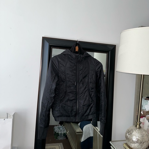 Lululemon jacket - Picture 3 of 13